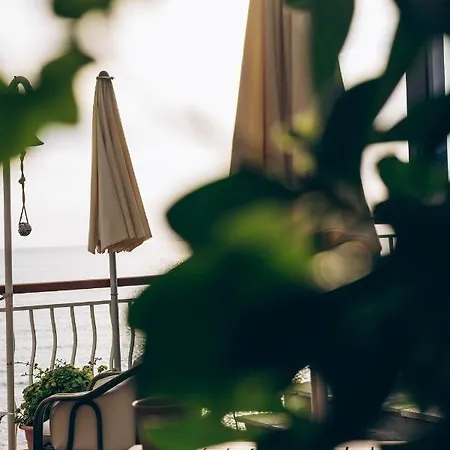 Hotel Arc En Ciel 4*