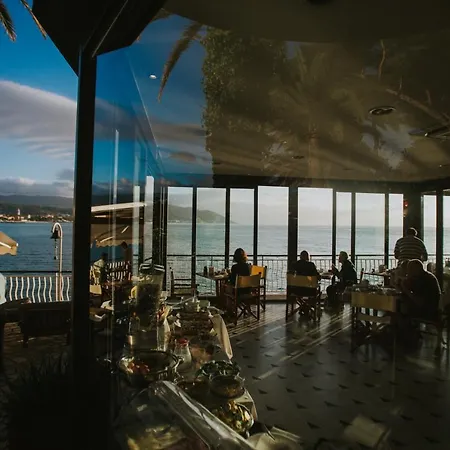 Arc En Ciel Diano Marina