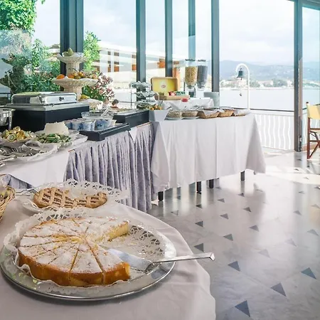 Arc En Ciel Diano Marina