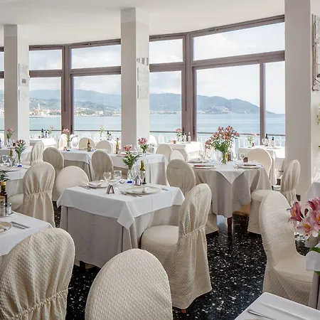 Hotell Arc En Ciel