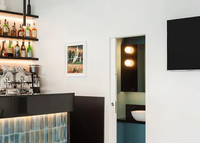 Arc En Ciel Hotel 4*